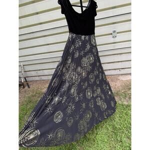 Donna Morgan Black Velvet Top Black Skirt with Gold Starburst Print Maxi Dress